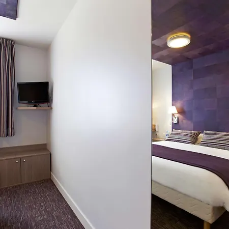 Отель Kyriad Valence Nord 3*