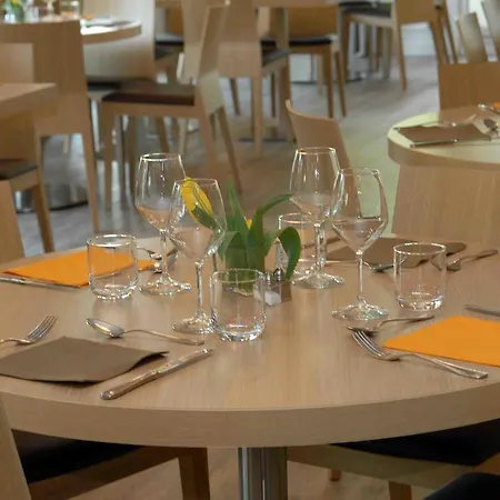 Kyriad Valence Nord 3* Бург-ле-Валанс