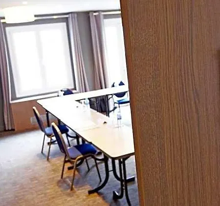 Hotel Kyriad Valence Nord 3*